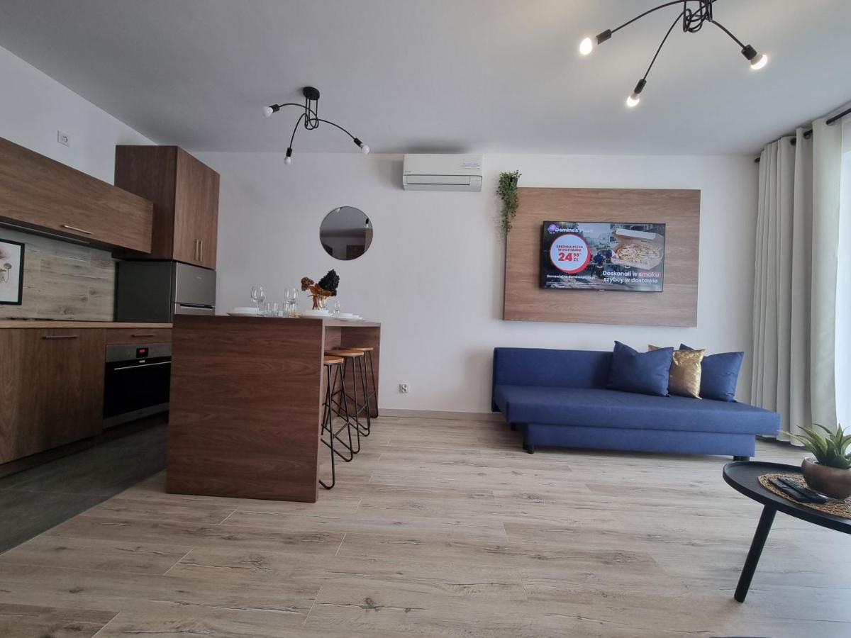 Q Apart Enter- Klimatyzowany 2 Pokojowy Apartament Przy Manufakturze Z Garazem Gratis, Fv לודז' מראה חיצוני תמונה