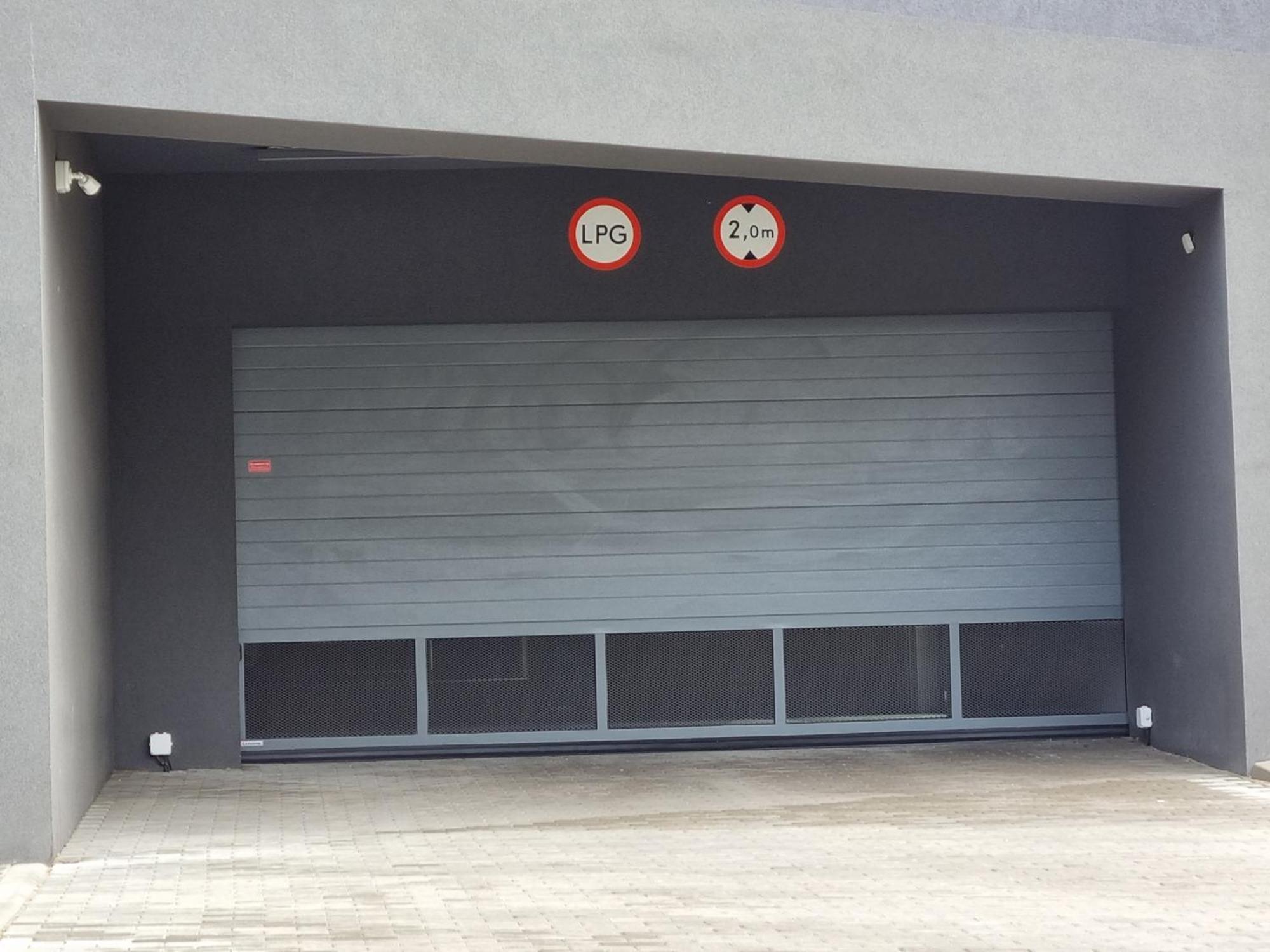 Q Apart Enter- Klimatyzowany 2 Pokojowy Apartament Przy Manufakturze Z Garazem Gratis, Fv לודז' מראה חיצוני תמונה